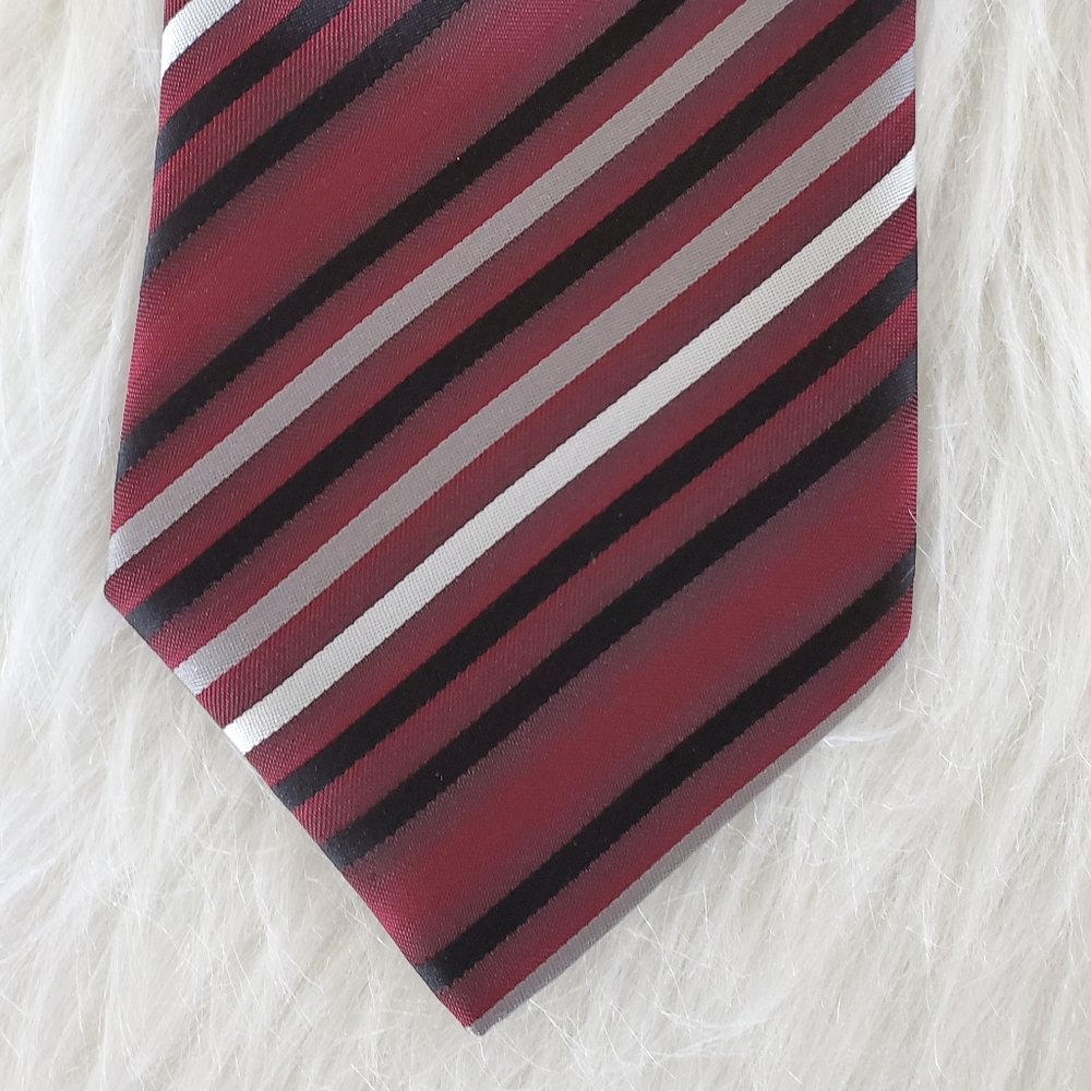Van Heusen - Standard Size Neck Tie